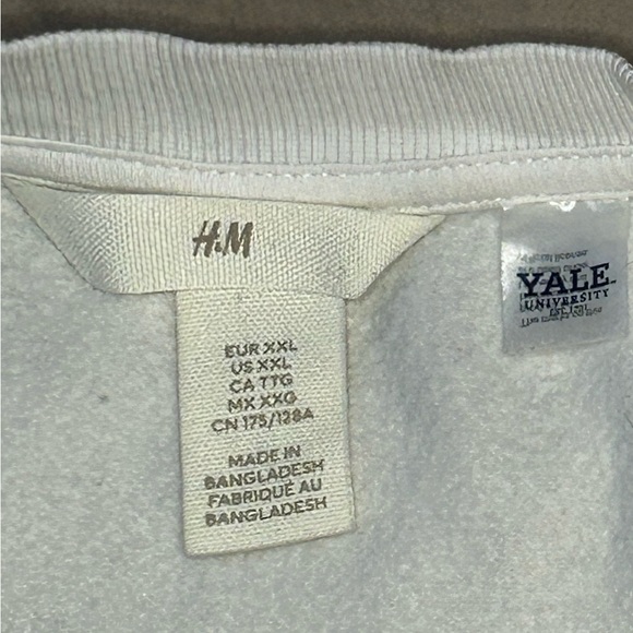🟥[H&M] Sweatshirt with Yale Print - Picture 6 of 10